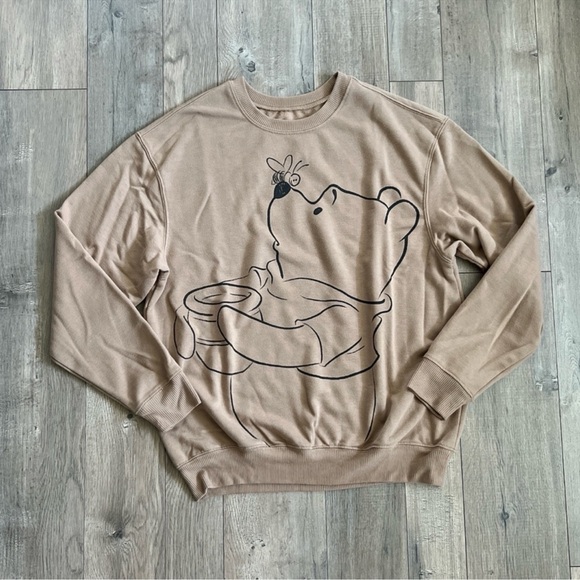 Disney Winnie the Pooh Crewneck - Size 1XL - Picture 1 of 3